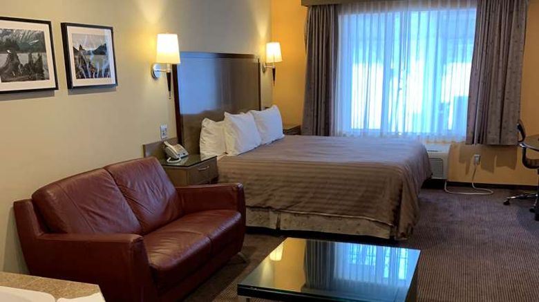 <b>Best Western Snowcap Lodge Suite</b>. Images powered by <a href="https://iceportal.shijigroup.com/" title="IcePortal" target="_blank">IcePortal</a>.