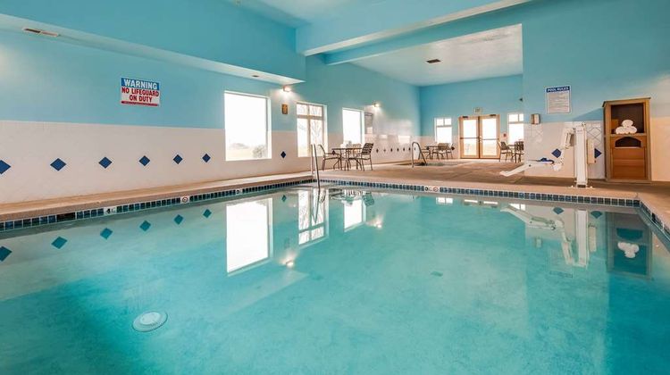 Best Western Plus Grapevine Inn Pool