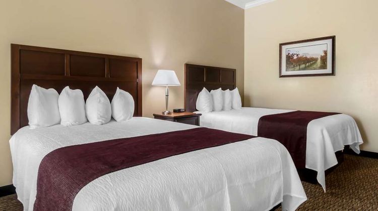 Best Western Plus Grapevine Inn Room