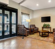 Best Western Plus Grapevine Inn Lobby