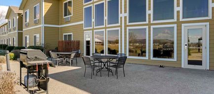 Best Western Plus Grapevine Inn Exterior