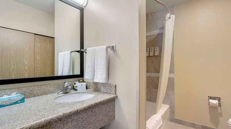 Best Western Plus Grapevine Inn Suite
