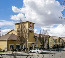 Best Western Plus Grapevine Inn Exterior