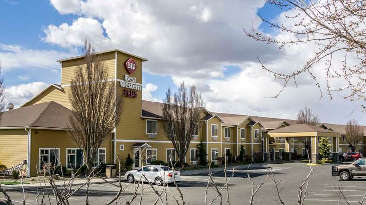 Best Western Plus Grapevine Inn Exterior