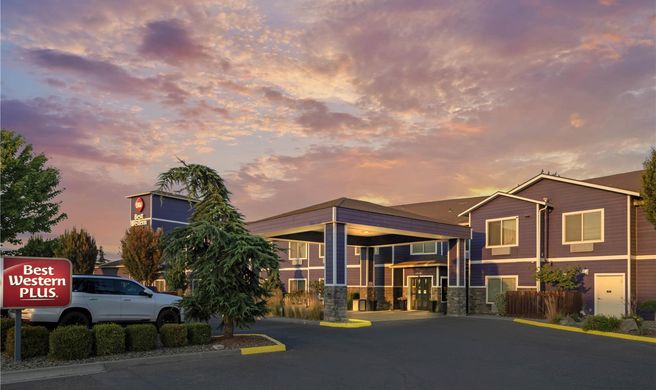 Best Western Plus Grapevine Inn Exterior