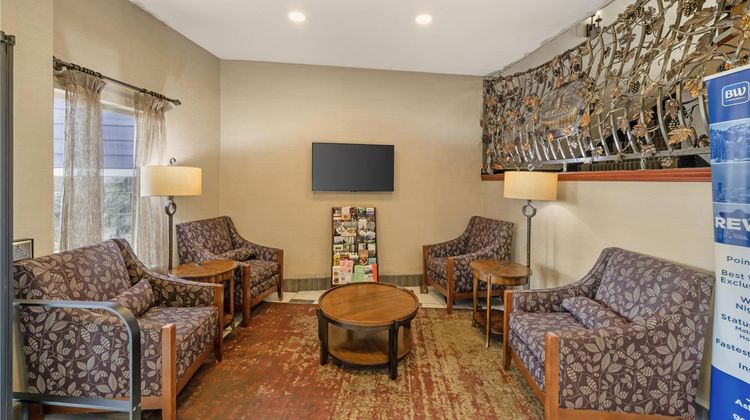 Best Western Plus Grapevine Inn Lobby