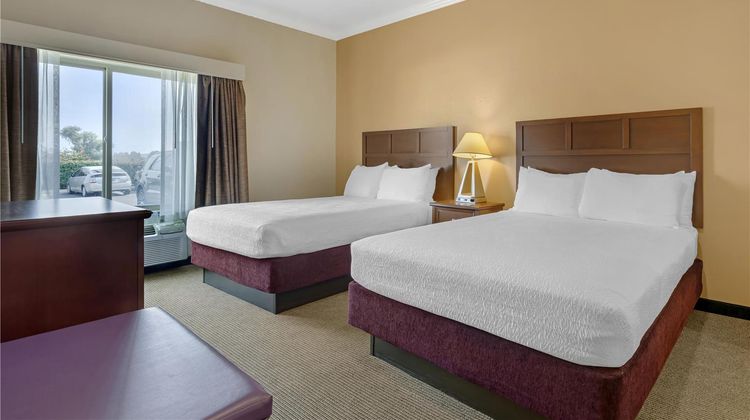 Best Western Plus Grapevine Inn Room