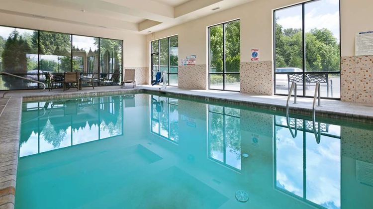 Best Western Plus Battle Ground Inn Stes Pool