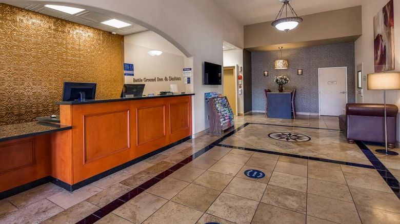 <b>Best Western Plus Battle Ground Inn Stes Lobby</b>. Images powered by <a href="https://iceportal.shijigroup.com/" title="IcePortal" target="_blank">IcePortal</a>.
