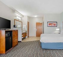 Best Western Plus Peppertree Inn at Omak Room