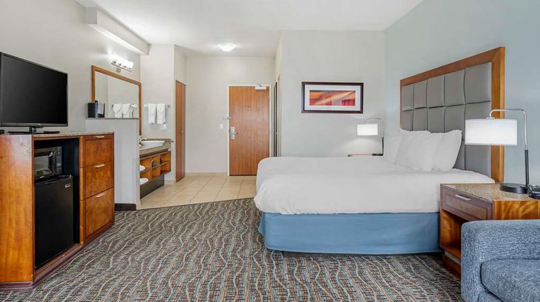 <b>Best Western Plus Peppertree Inn at Omak Room</b>. Images powered by <a href="https://iceportal.shijigroup.com/" title="IcePortal" target="_blank">IcePortal</a>.