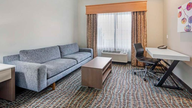 <b>Best Western Plus Peppertree Inn at Omak Room</b>. Images powered by <a href="https://iceportal.shijigroup.com/" title="IcePortal" target="_blank">IcePortal</a>.