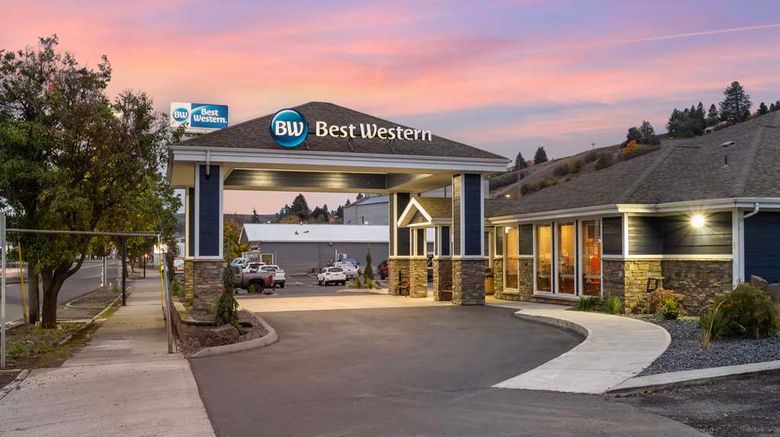 <b>Best Western Wheatland Inn Exterior</b>. Images powered by <a href="https://iceportal.shijigroup.com/" title="IcePortal" target="_blank">IcePortal</a>.