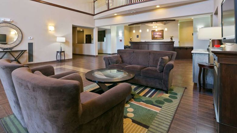 <b>Best Western Plus Parkersville Inn Stes Lobby</b>. Images powered by <a href="https://iceportal.shijigroup.com/" title="IcePortal" target="_blank">IcePortal</a>.