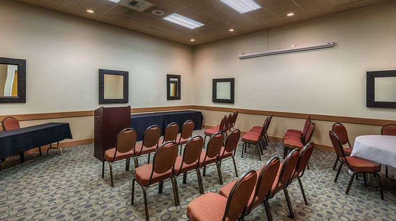 <b>Best Western Plus Silverdale Beach Hotel Meeting</b>. Images powered by <a href="https://iceportal.shijigroup.com/" title="IcePortal" target="_blank">IcePortal</a>.