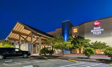 Best Western Plus Silverdale Beach Hotel