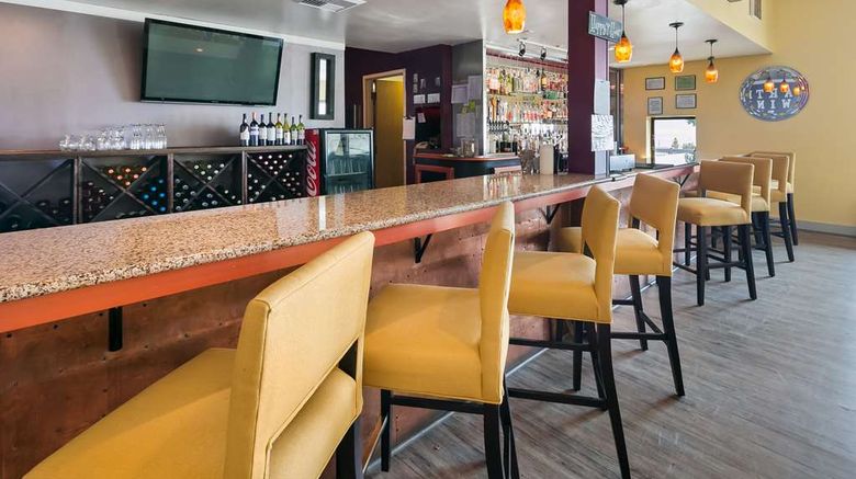 <b>Best Western Plus Silverdale Beach Hotel Restaurant</b>. Images powered by <a href="https://iceportal.shijigroup.com/" title="IcePortal" target="_blank">IcePortal</a>.