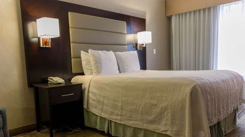 <b>Best Western Plus Silverdale Beach Hotel Room</b>. Images powered by <a href="https://iceportal.shijigroup.com/" title="IcePortal" target="_blank">IcePortal</a>.