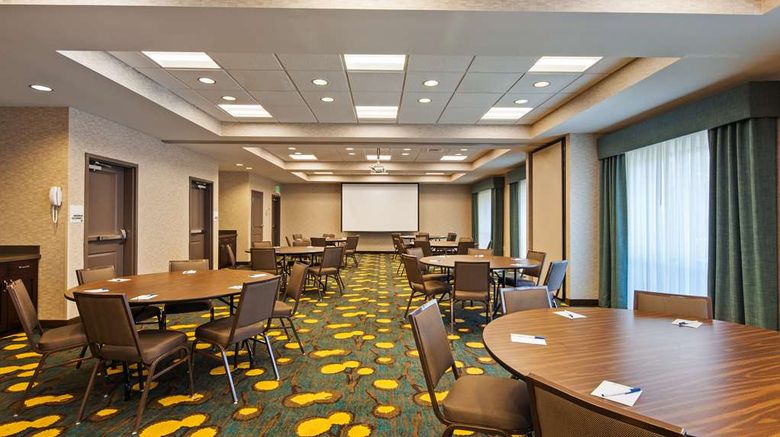 <b>Best Western Plus Dayton Hotel & Suites Meeting</b>. Images powered by <a href="https://iceportal.shijigroup.com/" title="IcePortal" target="_blank">IcePortal</a>.