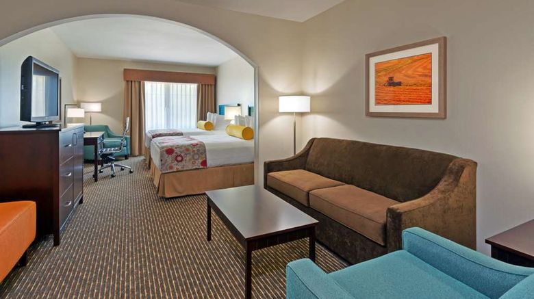 <b>Best Western Plus Dayton Hotel & Suites Suite</b>. Images powered by <a href="https://iceportal.shijigroup.com/" title="IcePortal" target="_blank">IcePortal</a>.
