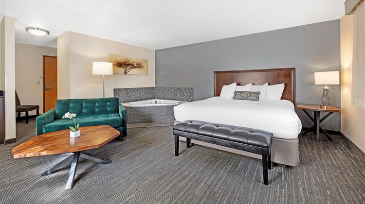 Best Western Plus City Center Room