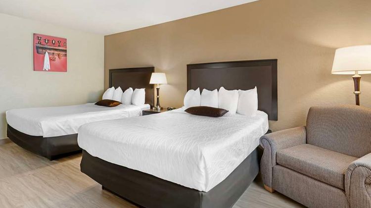 Best Western Green Bay Inn Room