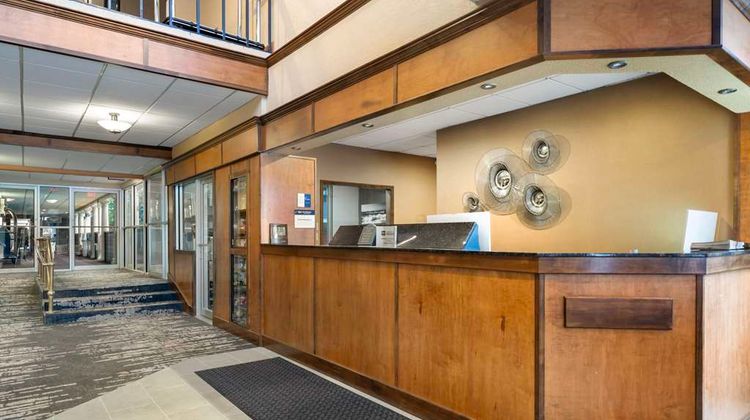 Best Western Green Bay Inn Lobby