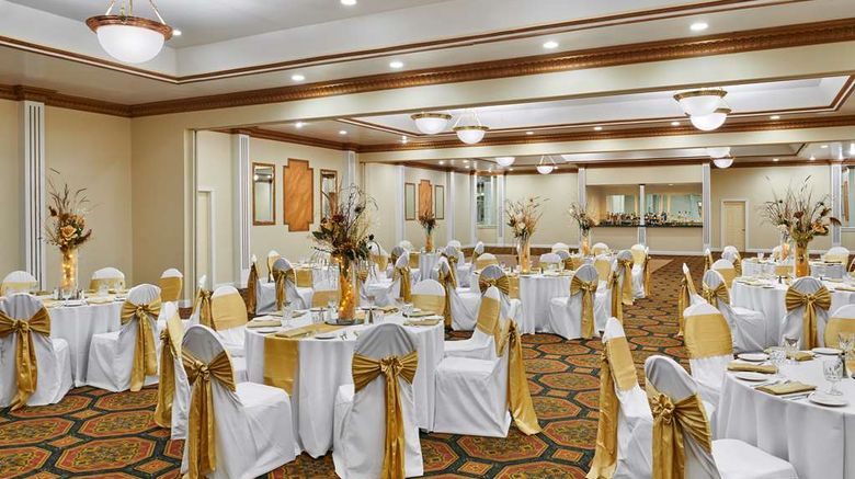 <b>Best Western Plus Milwaukee Airport Htl Ballroom</b>. Images powered by <a href="https://iceportal.shijigroup.com/" title="IcePortal" target="_blank">IcePortal</a>.