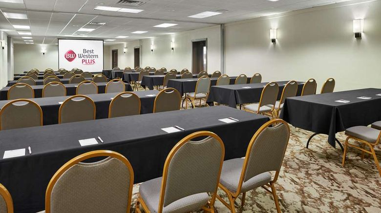 <b>Best Western Plus Milwaukee Airport Htl Meeting</b>. Images powered by <a href="https://iceportal.shijigroup.com/" title="IcePortal" target="_blank">IcePortal</a>.