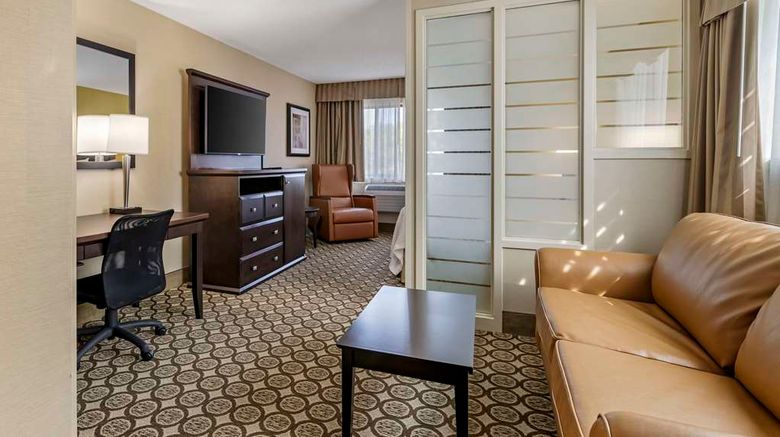 <b>Best Western Plus InnTowner Madison Room</b>. Images powered by <a href="https://iceportal.shijigroup.com/" title="IcePortal" target="_blank">IcePortal</a>.