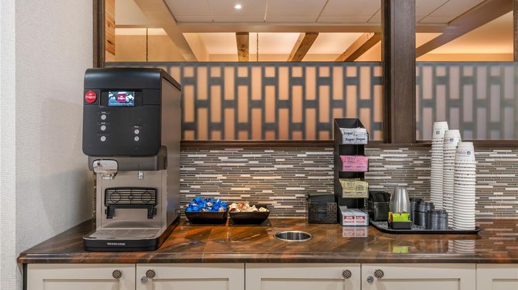Best Western Plus InnTowner Madison Restaurant