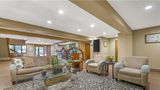 <b>Best Western Maritime Inn Lobby</b>. Images powered by <a href="https://iceportal.shijigroup.com/" title="IcePortal" target="_blank">IcePortal</a>.