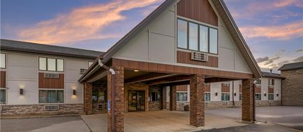 Best Western Maritime Inn Exterior