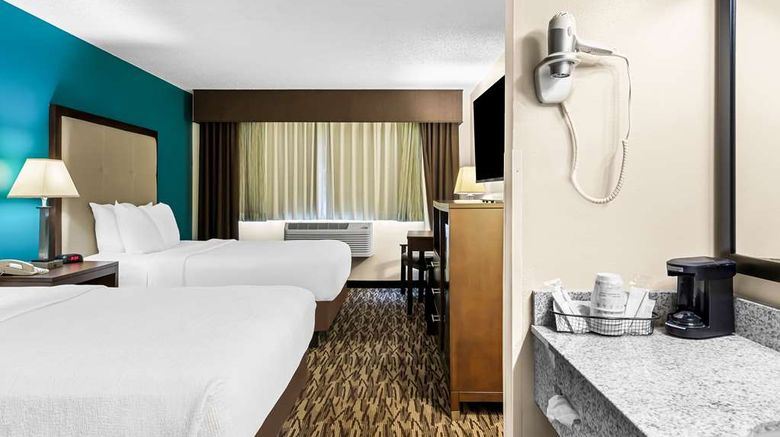 <b>Best Western Baraboo Inn Room</b>. Images powered by <a href="https://iceportal.shijigroup.com/" title="IcePortal" target="_blank">IcePortal</a>.