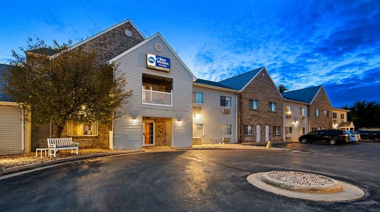 Best Western Dodgeville Inn & Suites Exterior
