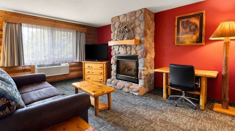 <b>Best Western Northwoods Lodge Room</b>. Images powered by <a href="https://iceportal.shijigroup.com/" title="IcePortal" target="_blank">IcePortal</a>.