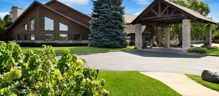 Best Western Northwoods Lodge Exterior