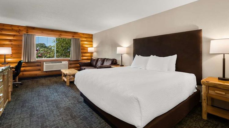 Best Western Northwoods Lodge Room