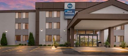 Best Western Waukesha Grand Exterior