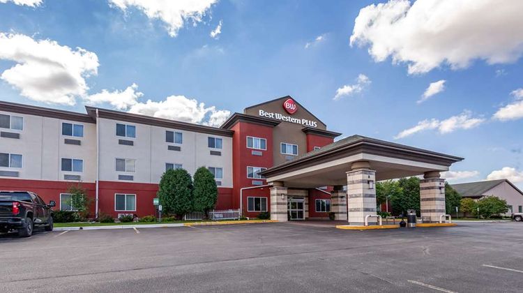 Best Western Plus Sparta Trail Lodge Exterior