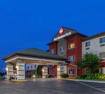 Best Western Plus Sparta Trail Lodge Exterior