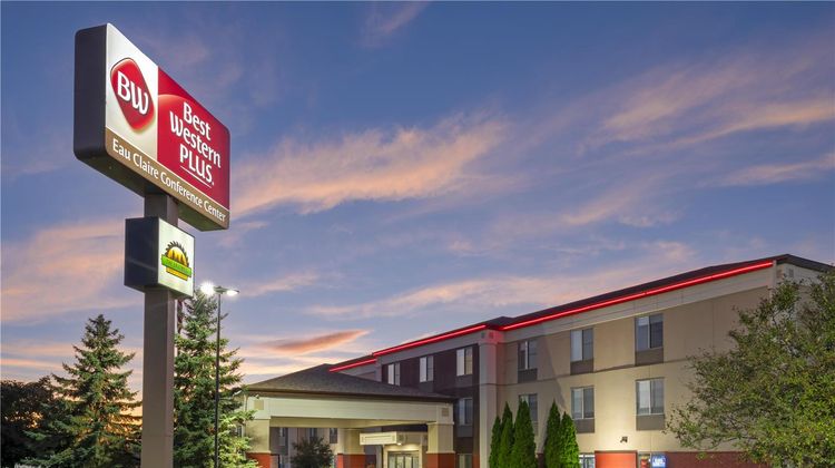 Best Western Plus Conference Center Exterior