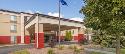 Best Western Plus Conference Center Exterior