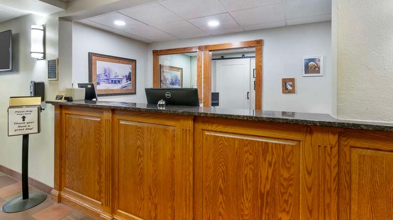 <b>Best Western Plus Concord Inn Lobby</b>. Images powered by <a href="https://iceportal.shijigroup.com/" title="IcePortal" target="_blank">IcePortal</a>.