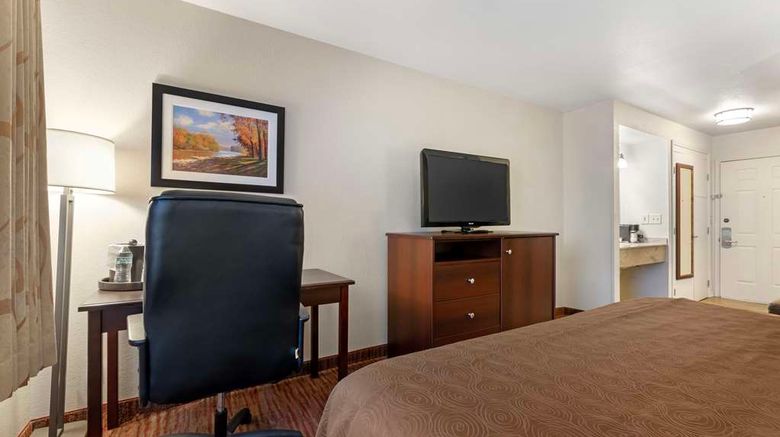<b>Best Western Plus Concord Inn Room</b>. Images powered by <a href="https://iceportal.shijigroup.com/" title="IcePortal" target="_blank">IcePortal</a>.