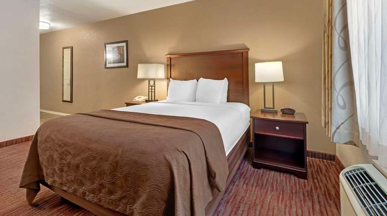 <b>Best Western Plus Concord Inn Room</b>. Images powered by <a href="https://iceportal.shijigroup.com/" title="IcePortal" target="_blank">IcePortal</a>.