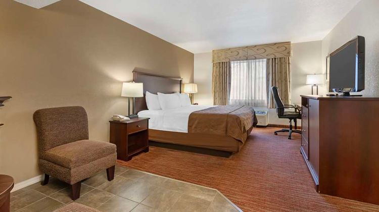 Best Western Plus Concord Inn Room