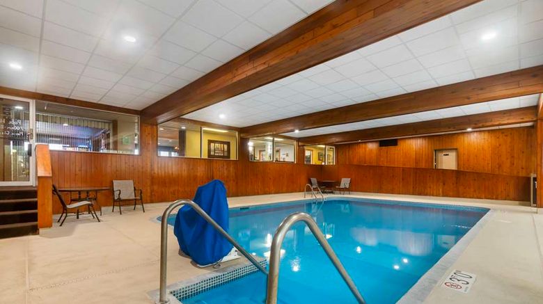 <b>Best Western Plus Concord Inn Pool</b>. Images powered by <a href="https://iceportal.shijigroup.com/" title="IcePortal" target="_blank">IcePortal</a>.