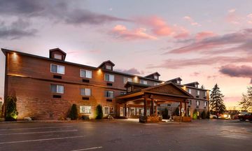 Best Western Plus Concord Inn
