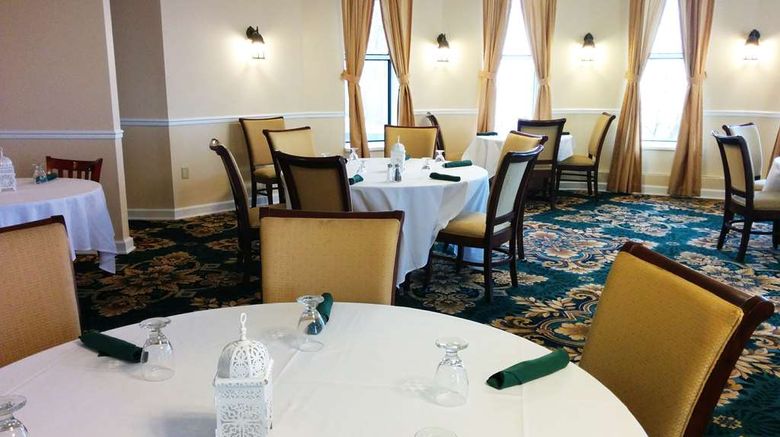 <b>Best Western The Hotel Chequamegon Ballroom</b>. Images powered by <a href="https://iceportal.shijigroup.com/" title="IcePortal" target="_blank">IcePortal</a>.